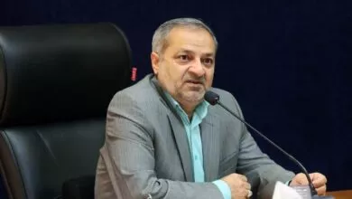 احیاء و اجرای مراسم صبحگاهی و احترام به پرچم در مدارس/ لزوم تامین لوازم التحریر دانش‌آموزان مناطق محروم